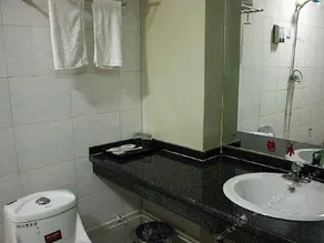 Dayue Hotspring Hotel - Image 5