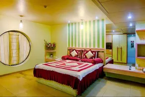 La Casa Inn - Image 3