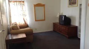 Beachwood Motel - Image 4