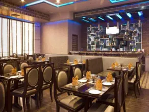 Club Florence - Image 4