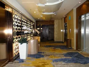 Yiya Sunshine Platinum Hotel - Image 3