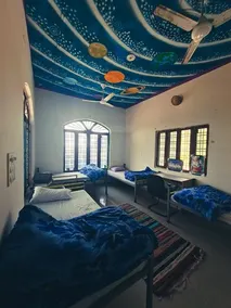 Sun N Soil Backpacker Hostel - Image 2