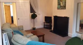Large Garden Flat near Marine Lake - Image 2