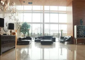Dalian Green Apple Film Theme Hotel - Image 4
