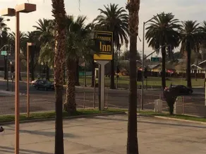 Economy Inn - Image 3