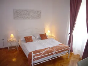 Old Town Suites - Image 3