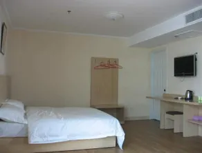 Yulong Garden Hotel - Image 4