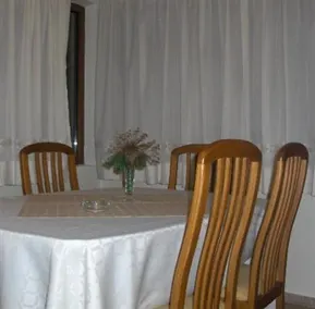 Kuker Hotel - Image 4