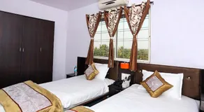 ASIAN INTERNATIONAL HOTEL - Image 5