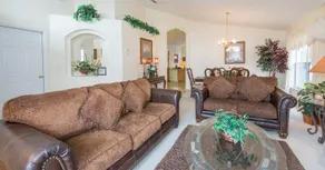 Allamanda Holiday Home 4 Bedroom - Image 2