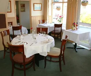 Moores' Restaurant & Rooms - Image 4