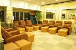 Hotel California Angeles City - Image 5