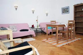 Central Market Apartments - Image 5