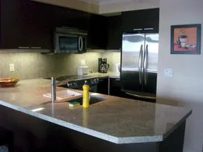 Kashaneh Guest House - Sheppard Avenue E - Image 5