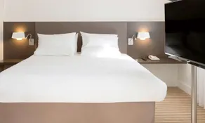 B&B HOTEL Rueil-Malmaison Gare - Image 2
