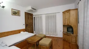 The Old Lovech - Image 3