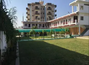 Hotel Trilok - Image 1