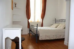 Chambre d'Hotes Les Pat's - Image 4