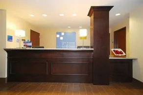 HOLIDAY INN EXPRESS HOTEL & SUITES KITTANNING - Image 2