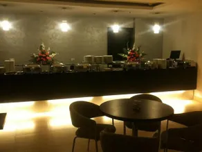The Avenue by Seasons Hotels - Image 3