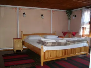 Trayanova Guest House - Image 5