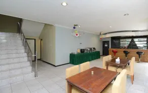 RedDoorz near RS RK Charitas Palembang - Image 3