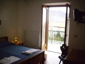 Hotel La Costiera - Image 3
