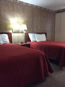 Sports Club Motel - Image 5