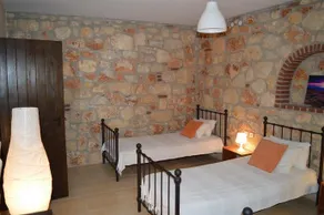 Stone House Tamara - Image 5