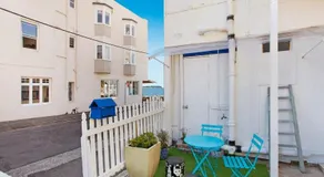 Marine Parade - Image 4