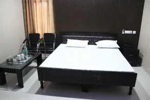 Raj Mahal Motel - Image 4