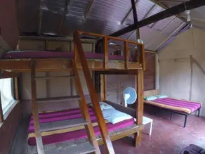 Earl's Beach Rest - Image 2