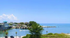 #407 Beach Place Condos 3 Bedrooms 2 Bathrooms Home - Image 2