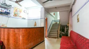 FabExpress The Gate Begumpet - Image 2