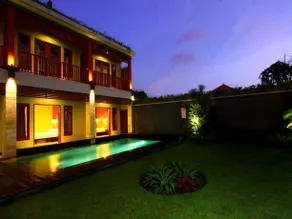 315 Residence - Image 4