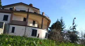 Tra La Costa Apartments - Image 4