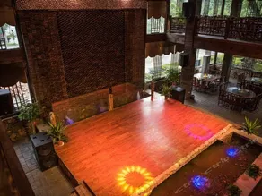 Ershisiqiao Mingyueyuan Resorts - Image 4