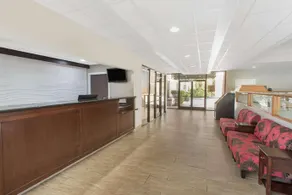 Days Inn by Wyndham Myrtle Beach - Image 5
