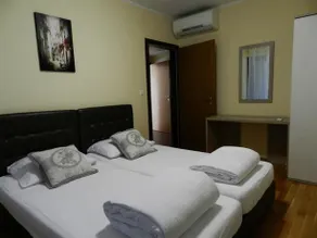 Spacious & Wonderful Apartment With Patio Outdoor Barbecue - Image 3