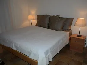 Business Hotel Airline - Image 2