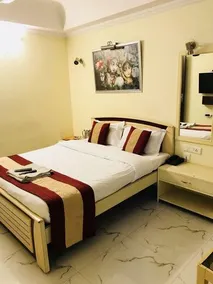 Om Hotel - Image 5