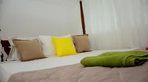 Hotel Romaya by OYO Rooms - Image 4