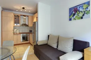 Hold On Apartment - Image 4