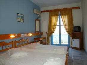 Roussos Beach Hotel - Image 4