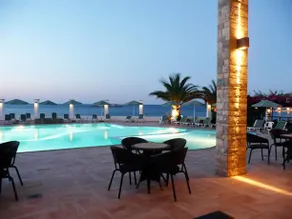 Electra Beach Hotel - Image 4