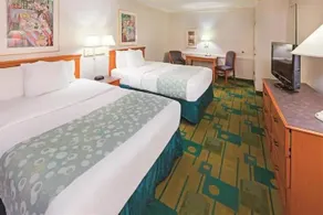 Magnuson Hotel Texarkana - Image 3