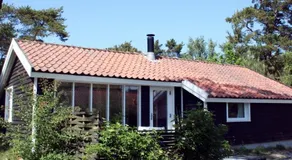 Vintage Holiday Home in Nexø near Beach - Image 4