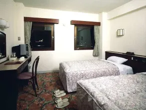 New Toyo Hotel - Image 2