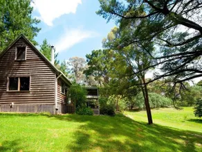 The Lodge - Image 4