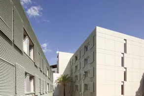 Residencia Universitaria Torre Girona - Image 2
